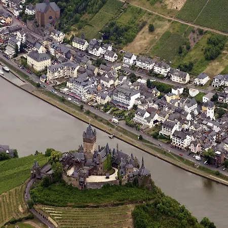 Radiant Villa, Near River Moselle كوتشيم